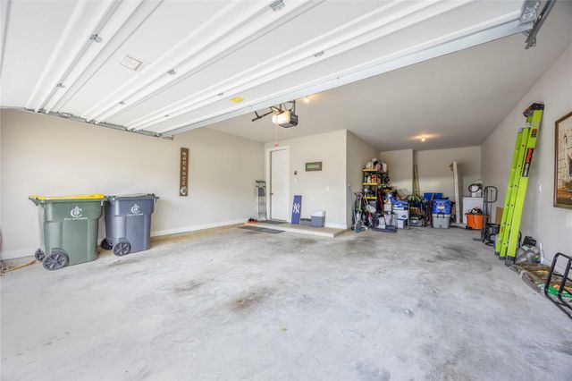 503 Highland Thicket Drive, Montgomery, TX 77316