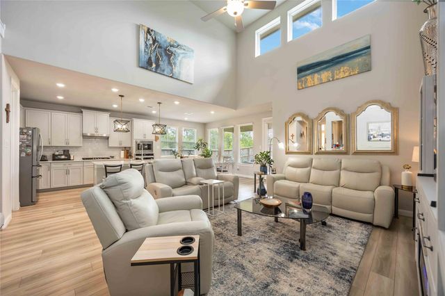 503 Highland Thicket Drive, Montgomery, TX 77316