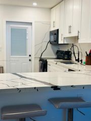 1002 NE 119th St F, Biscayne Park, FL 33161