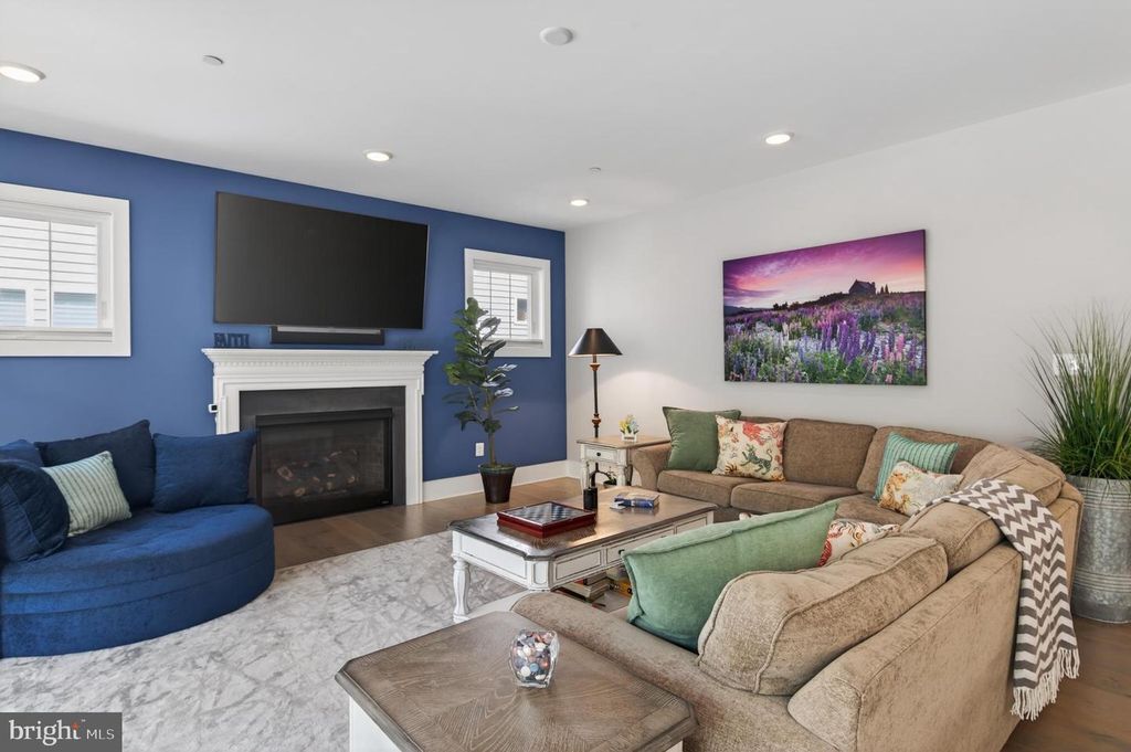 Image 10 of property listing at 38 KLEIS RD, Severna Park, MD 21146