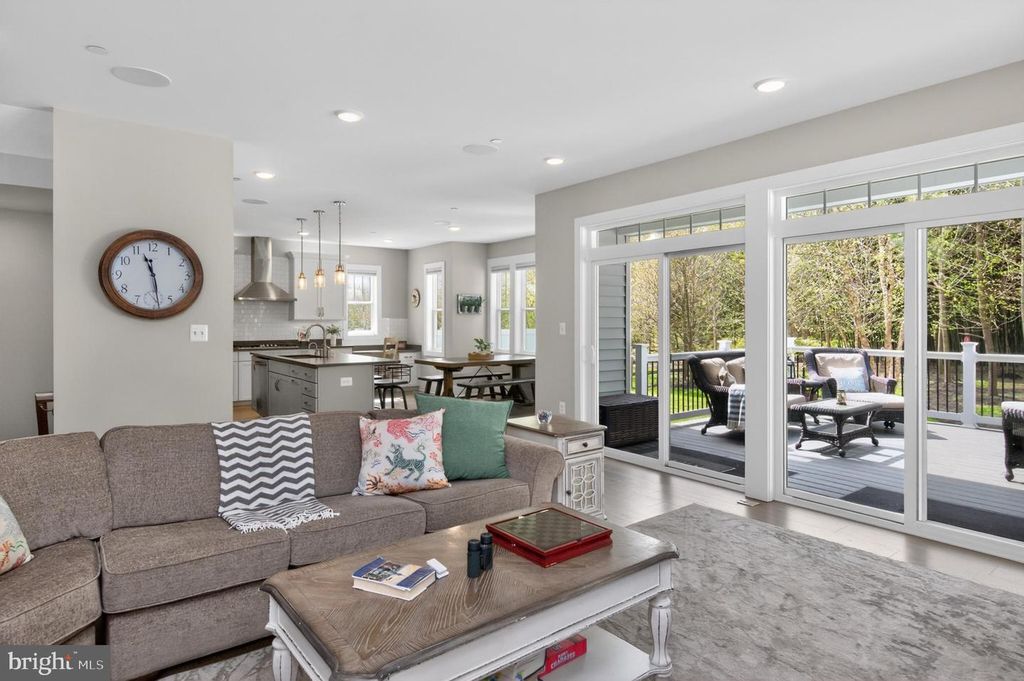 Image 11 of property listing at 38 KLEIS RD, Severna Park, MD 21146