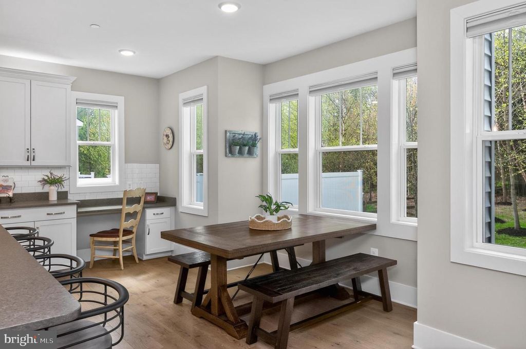 Image 13 of property listing at 38 KLEIS RD, Severna Park, MD 21146