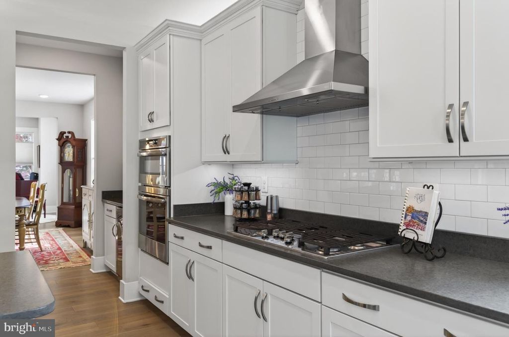 Image 16 of property listing at 38 KLEIS RD, Severna Park, MD 21146