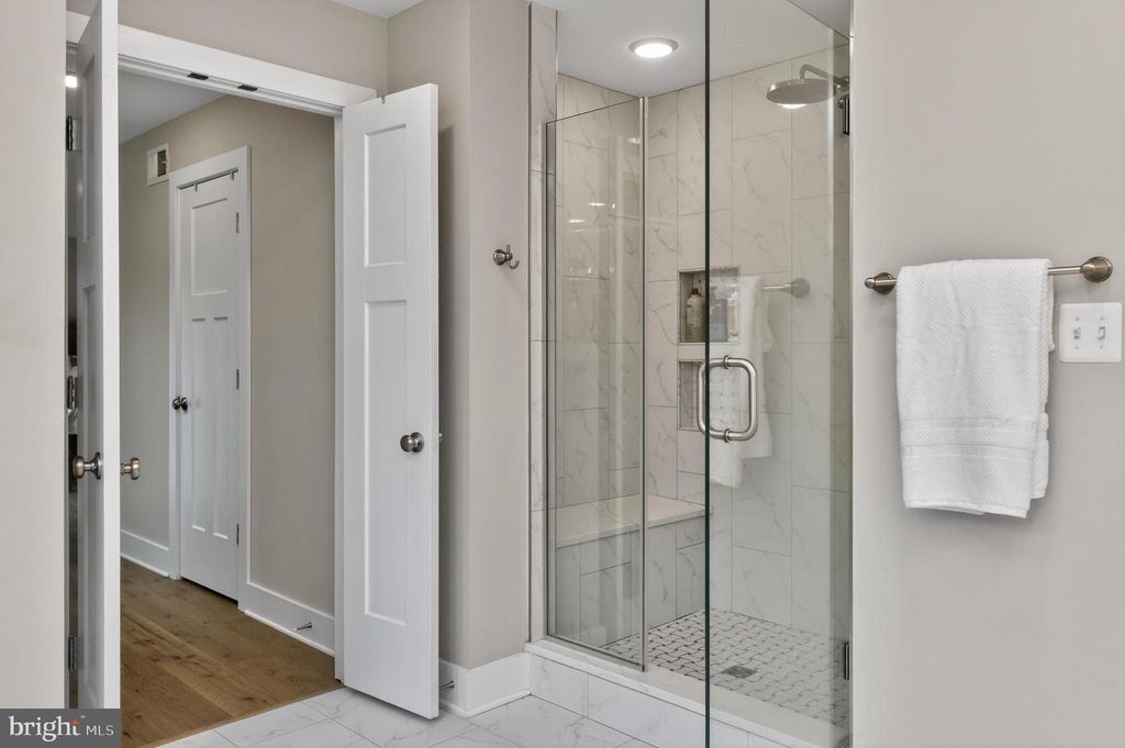 Image 25 of property listing at 38 KLEIS RD, Severna Park, MD 21146