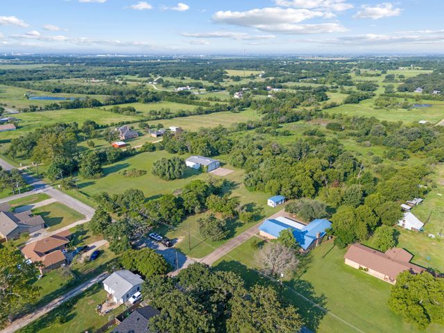 334 Eddy Avenue, Joshua, TX 76058