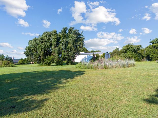 334 Eddy Avenue, Joshua, TX 76058