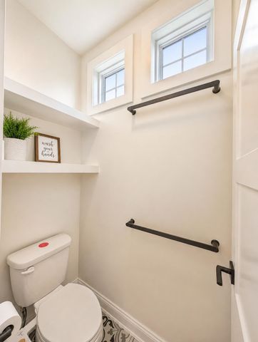 1502 N Shadow Rock Dr, Andover, KS 67002