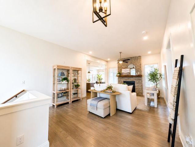 1502 N Shadow Rock Dr, Andover, KS 67002