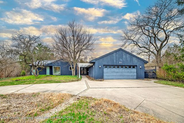 855 Lantern Hill Drive, East Lansing, MI 48823