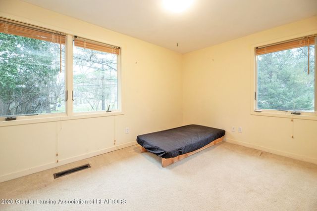 855 Lantern Hill Drive, East Lansing, MI 48823