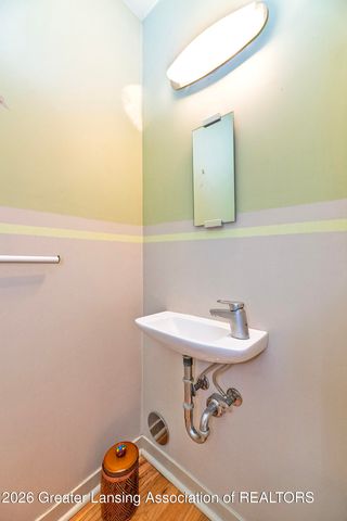 855 Lantern Hill Drive, East Lansing, MI 48823