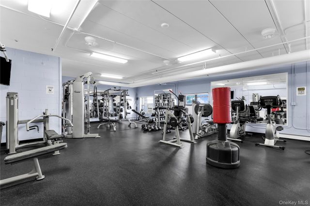 1085 Warburton 210, Yonkers, NY 10701