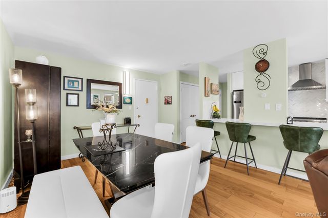 1085 Warburton 210, Yonkers, NY 10701