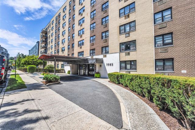 1085 Warburton 210, Yonkers, NY 10701