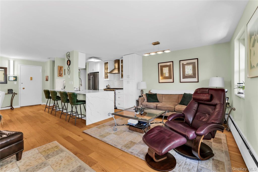 1085 Warburton 210, Yonkers, NY 10701 — exterior