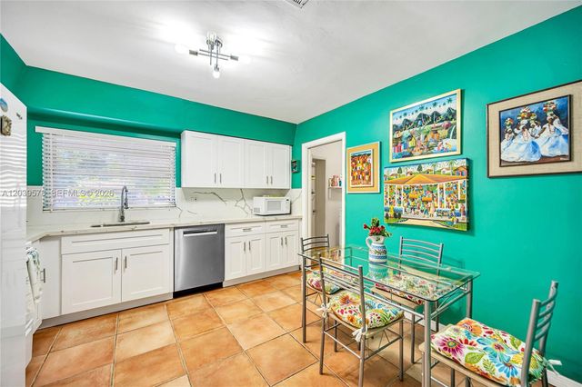 8701 SW 87th Ct, Miami, FL 33173
