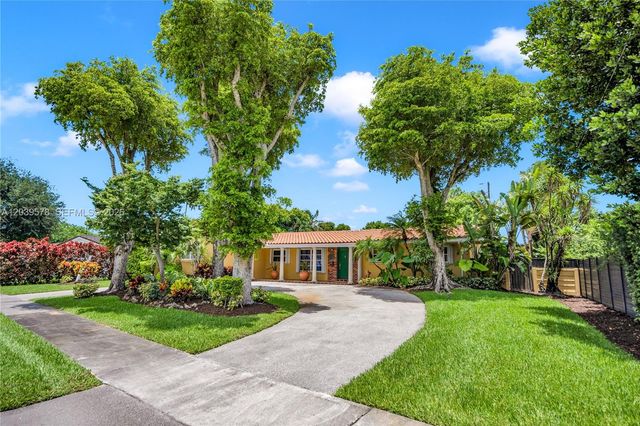 8701 SW 87th Ct, Miami, FL 33173