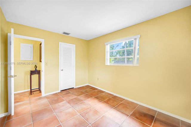 8701 SW 87th Ct, Miami, FL 33173