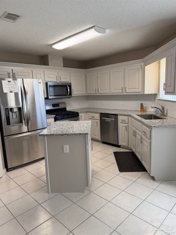 4124 Erika Ct, Pensacola, FL 32526