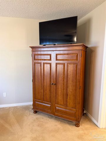 4124 Erika Ct, Pensacola, FL 32526