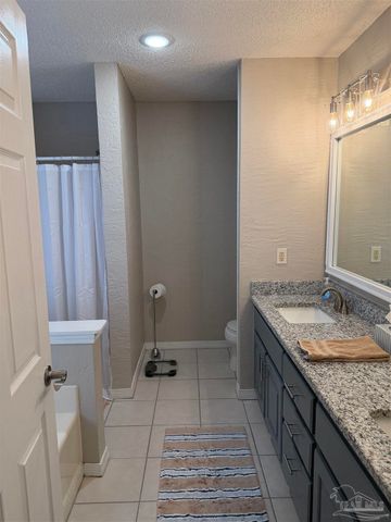 4124 Erika Ct, Pensacola, FL 32526