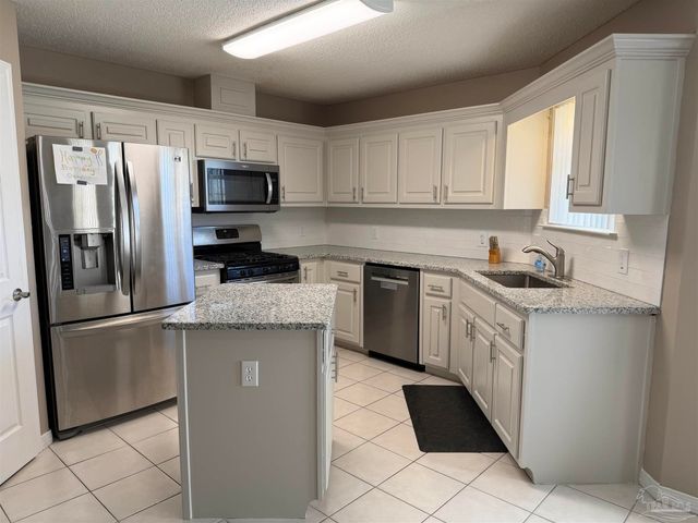 4124 Erika Ct, Pensacola, FL 32526