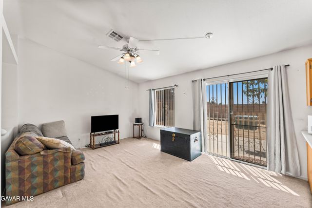 1208 Oakwood Lane, Rosamond, CA 93560