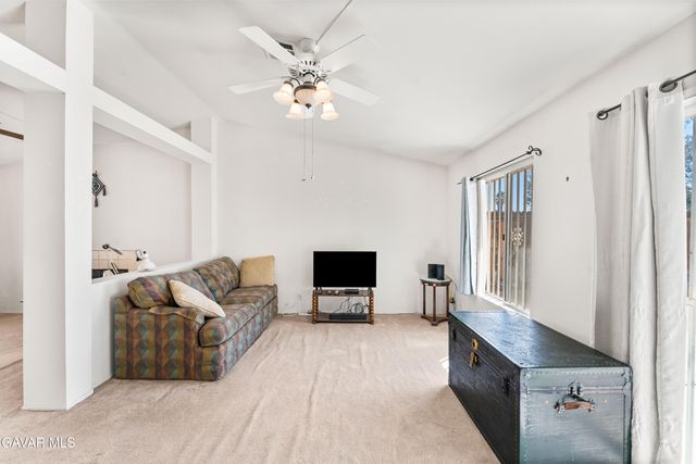 1208 Oakwood Lane, Rosamond, CA 93560