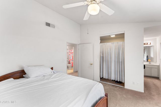 1208 Oakwood Lane, Rosamond, CA 93560