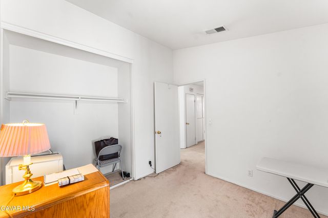 1208 Oakwood Lane, Rosamond, CA 93560