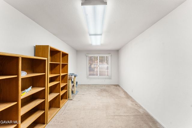 1208 Oakwood Lane, Rosamond, CA 93560