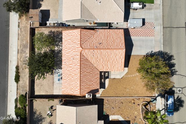 1208 Oakwood Lane, Rosamond, CA 93560