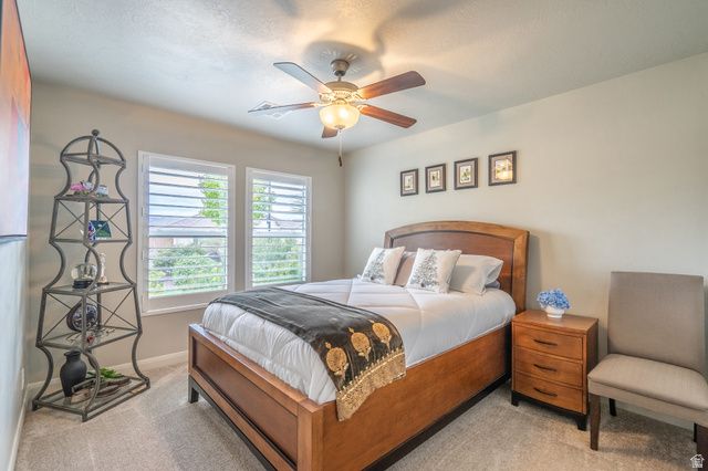 1651 E WOLF HOLE DR, St. George, UT 84790