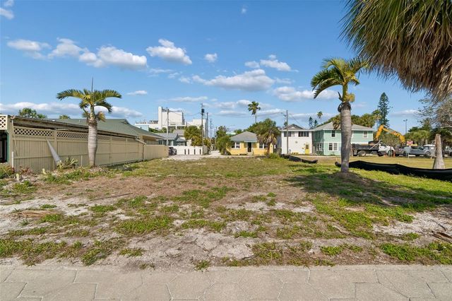 808 PASS A GRILLE WAY, St Pete Beach, FL 33706