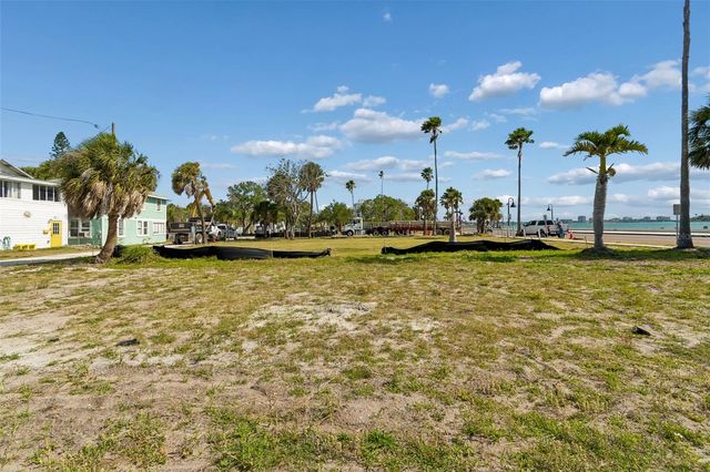 808 PASS A GRILLE WAY, St Pete Beach, FL 33706