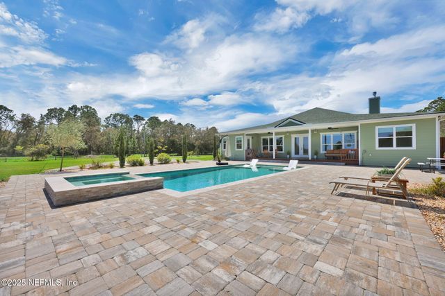 13045 SAWPIT Road, Jacksonville, FL 32226