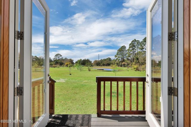 13045 SAWPIT Road, Jacksonville, FL 32226