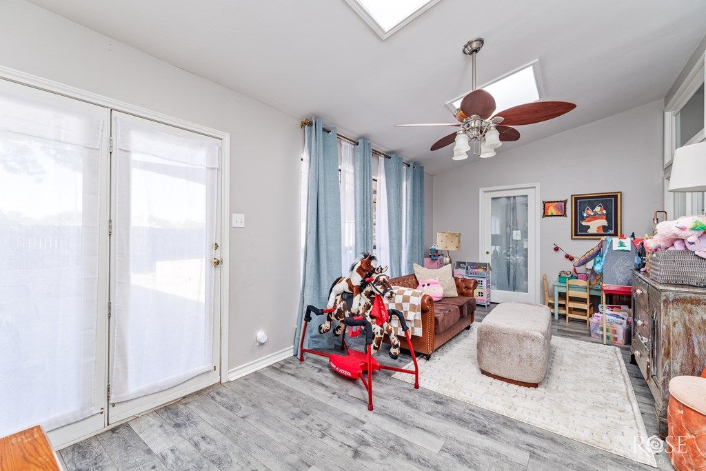 Image 22 of property listing at 5410 Lake Tr Court, San Angelo, TX 76904