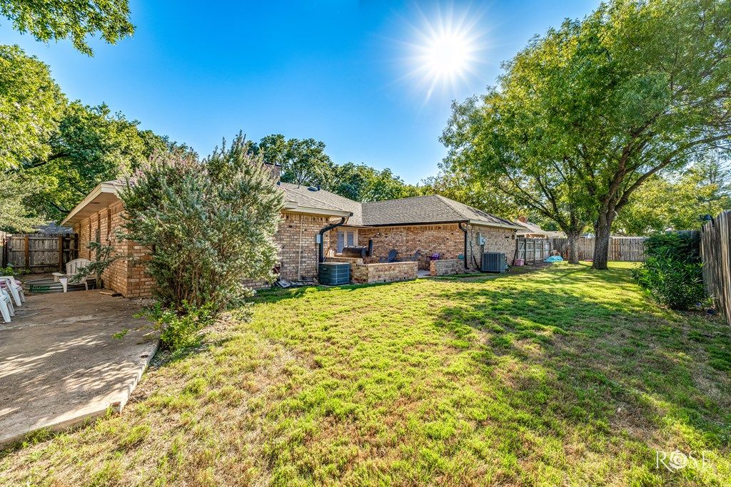 Image 26 of property listing at 5410 Lake Tr Court, San Angelo, TX 76904