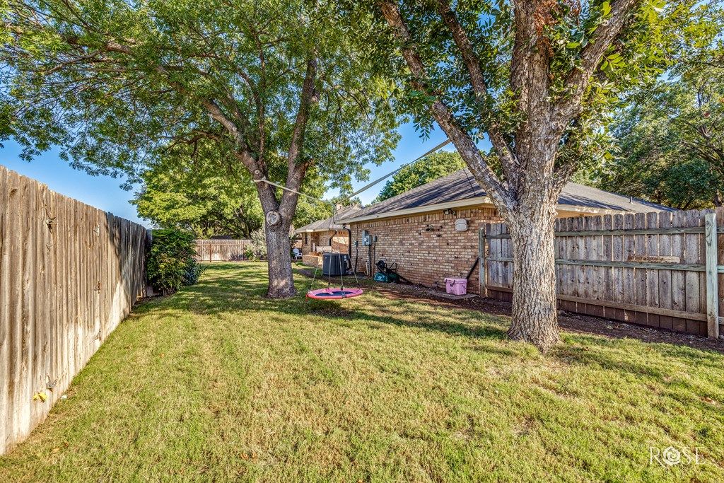 Image 28 of property listing at 5410 Lake Tr Court, San Angelo, TX 76904
