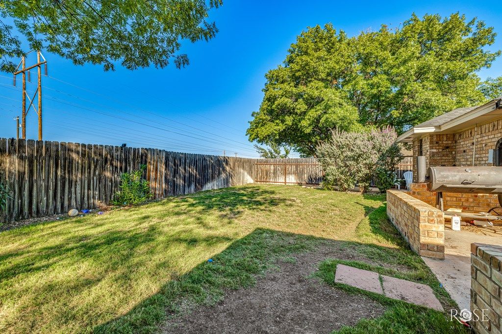 Image 30 of property listing at 5410 Lake Tr Court, San Angelo, TX 76904