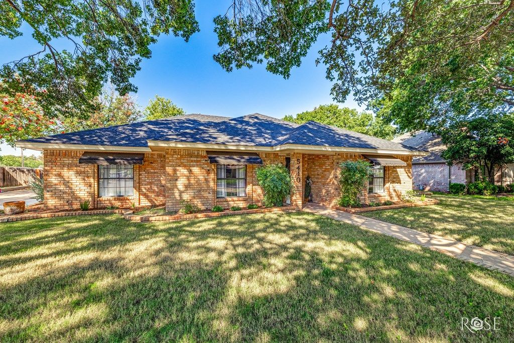 Image 35 of property listing at 5410 Lake Tr Court, San Angelo, TX 76904