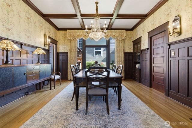 522 N E Street, Tacoma, WA 98403