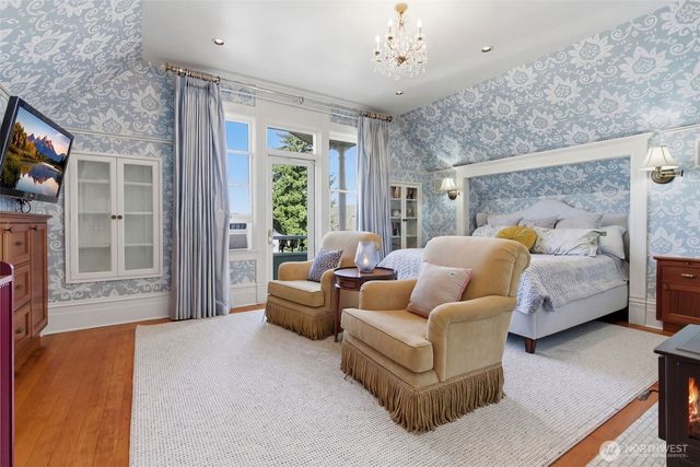 522 N E Street, Tacoma, WA 98403