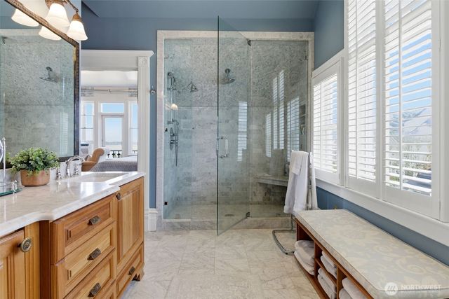 522 N E Street, Tacoma, WA 98403