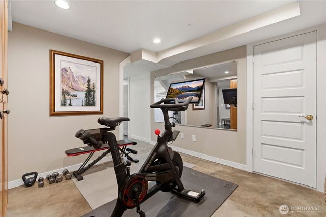 522 N E Street, Tacoma, WA 98403