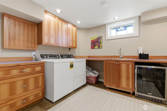 522 N E Street, Tacoma, WA 98403