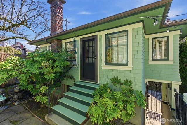 522 N E Street, Tacoma, WA 98403