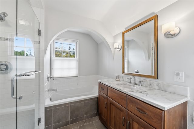 2801 Duchess Drive, Kalamazoo, MI 49008