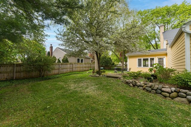2801 Duchess Drive, Kalamazoo, MI 49008